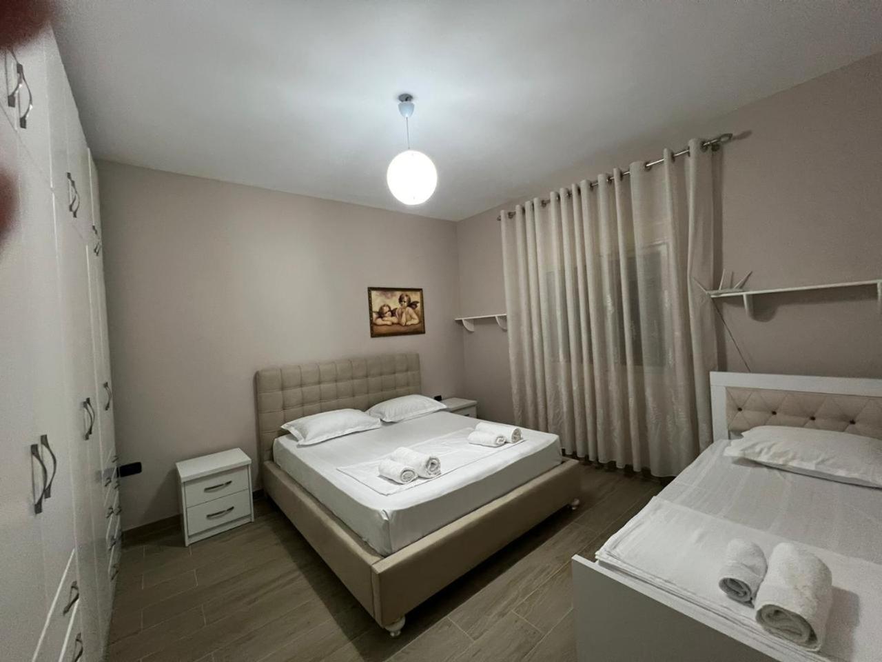 Large Apartment Vlorë Eksteriør bilde